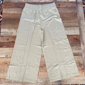 Public Desire Curve Seam Front Wide Leg Jogger in Sage Green -16